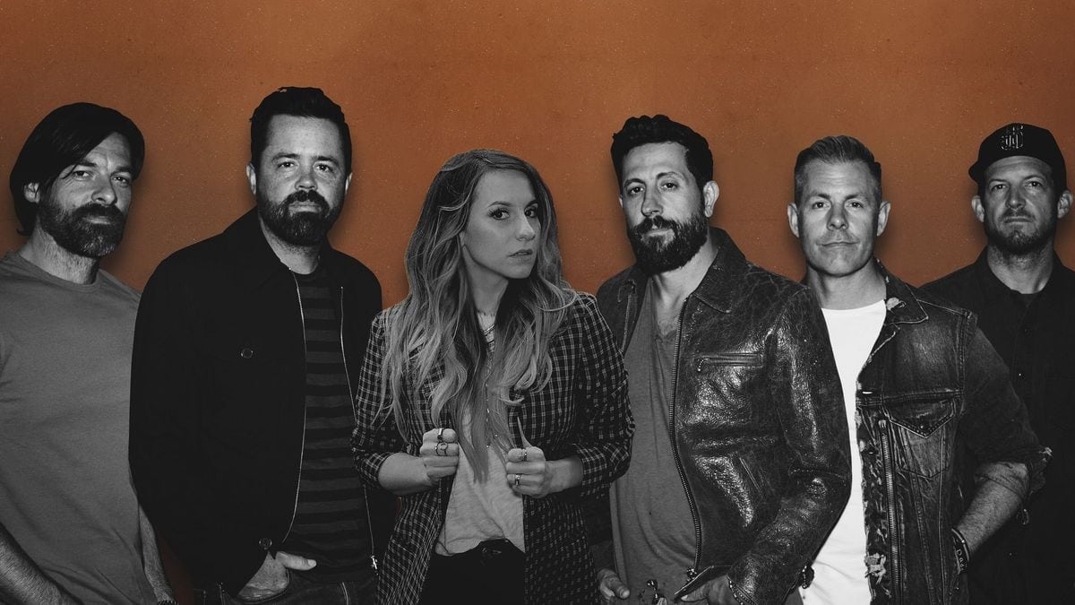 Country music artists Caitlyn Smith and Old Dominion perform together.
